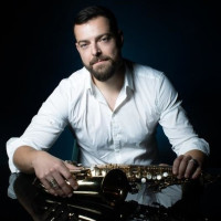 Professeur particulier 10 ans d’expérience donne cours de saxophone à domicile - Paris et banlieues proches