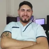 Walter - profesor de anatomía - San Miguel