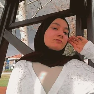 Seval - Okul derslerine destek öğretmeni - 