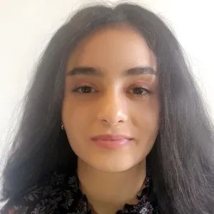 Nouhaila - Prof d'arabe - La Rochelle
