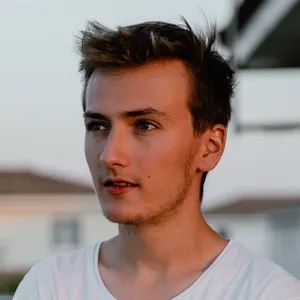 Amaury - Prof de maths - Boulogne-Billancourt