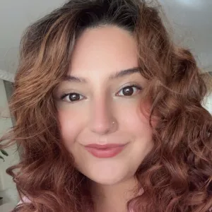 Melisa - Ödevlere yardım öğretmeni - Antalya