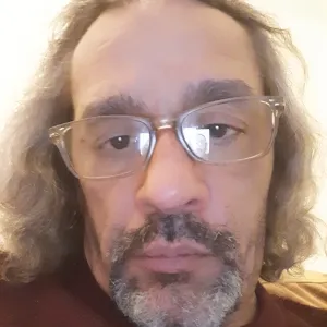 Gerardo - Prof de compreensão escrita - espanhol - Vila Nova da Telha