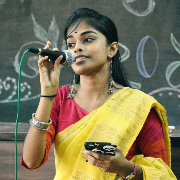 Hey everyone, this is Sriparna here. I'm a singer, and i'm looking for students like you who are interested to learn singing. Come on, let's introduce.. hope you'll enjoy my class ️