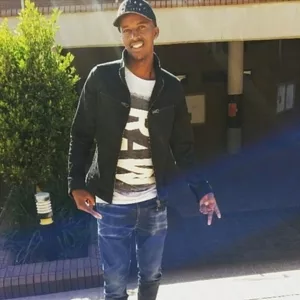 Ntuthuzelo - Maths tutor - Mthatha