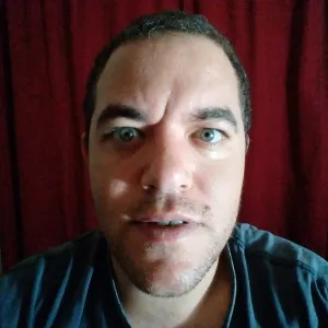 Santiago - profesor de biología - Pehuajó
