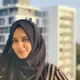 Nisha hyra - Physics teacher - Tirunelveli