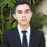 Julio - Profesor de finanzas - Campeche