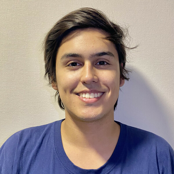 Estudiante de Ingeniería de Softwar en la UC realiza clases de programación en Python para todas las edades y niveles