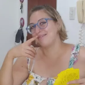 Victoria - Profe de matemáticas - Paraná