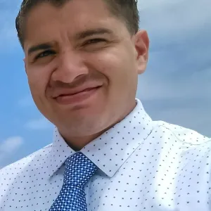 Lito - profesor de inglés - Rosarito