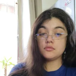 Micaela Kementari - profesor de dibujo - Santiago