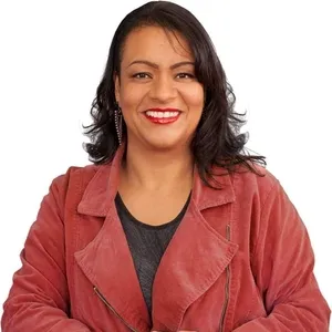 Rute - Professor de marketing - Centro