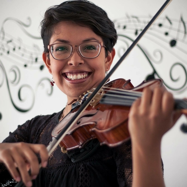 Clases de violín e iniciación musical. Violinista con 10 años de experiencia impartiendo clases