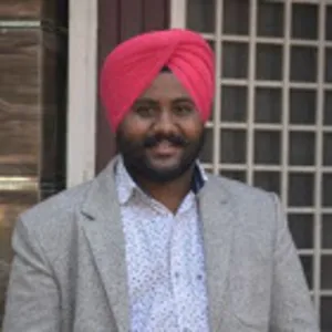 Sunny - Accounting teacher - Ludhiana
