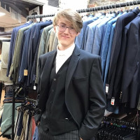 Y12 Eton College Orwell Scholar who achieved straight 9s tutoring biology and other sciences
