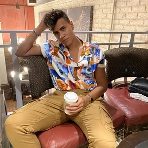 Julio - Prof de auxílio nos trabalhos de casa - Jardim Redentor