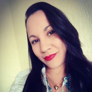 Isa - Prof de preparação de acesso à faculdade - Belo Horizonte