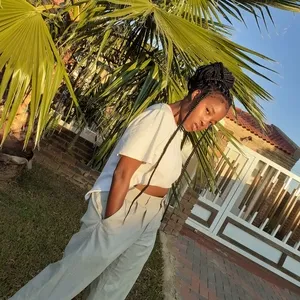 Oaratwa - Dance teacher - Mmabatho