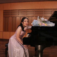 Hi! I'm a pianist and violinist, will be teaching both piano and violin lessons for youngsters who are enthusiastic about learning music
