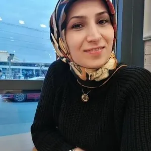 Lale - Excel öğretmeni - Bursa
