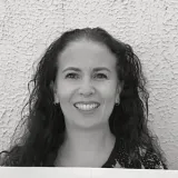 Carmen - Profe de diseño de indumentaria y textil - 
