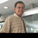Ade - Guru mengemudi mobil - Jakarta