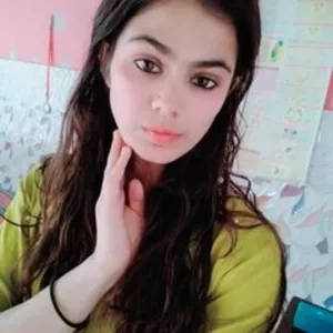 Neha - Yoga instructor - Meerut