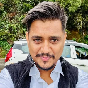 Nilesh - Physics teacher - Perungalathur