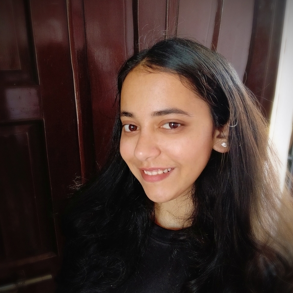 University of Delhi graduate with majors in Computer Science. Passionate about studying and teaching maths and science in the most interesting way .