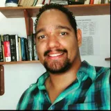 Jonathan - Professor de português para estrangeiros - 