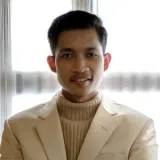 Hilmil - Guru mengaji - 