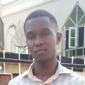 Moses - Physics tutor - Abuja