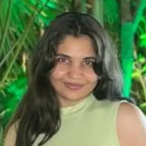 Uttara - Yoga instructor - Indore
