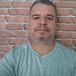 Lucio - Prof de viola - Brasília