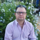 Cesar - Professor de português para estrangeiros - 71574-100