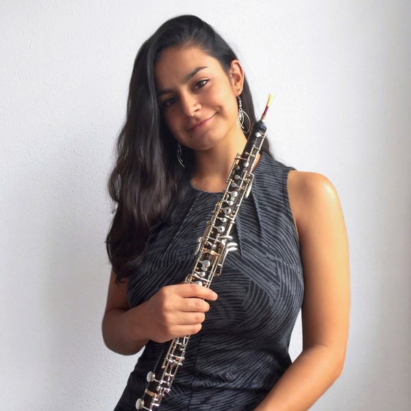 Oboísta profesional da clases de oboe en Donosti, desde nivel principiante hasta nivel avanzado de conservatorio