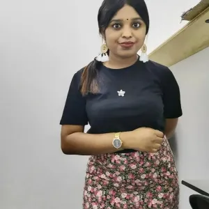 Abby - Grammar tutor - Senai