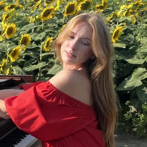 Daria - Piano tutor - Mississauga