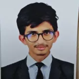 Nikhil - Chemistry tutor - Gandhinagar