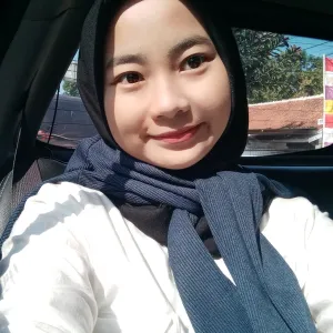 Naila - Guru mengaji - Purwokerto