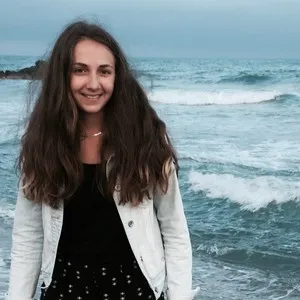 Chloé - Prof d'aide aux devoirs - Bayonne