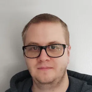 Florian - Prof d'initiation informatique - Lens