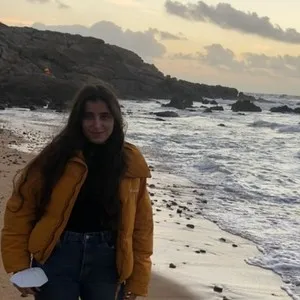 Bouthaina - Prof de maths - Paris 14e