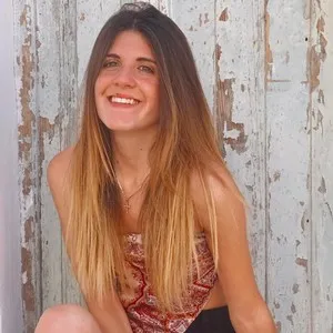 Valeria - Profe de álgebra - Burriana