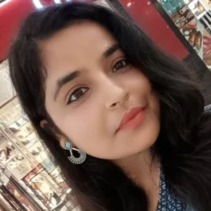 Maitreyaei - Maths tutor - 