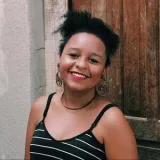 Raissa Vitória - Prof de viola - 