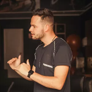 Personal - Professor de musculação - 