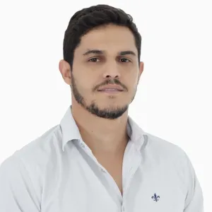 Rodrigo - Prof de finanças - São Paulo