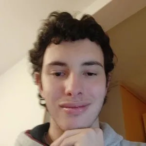 Matthias - Prof de maths - Caen